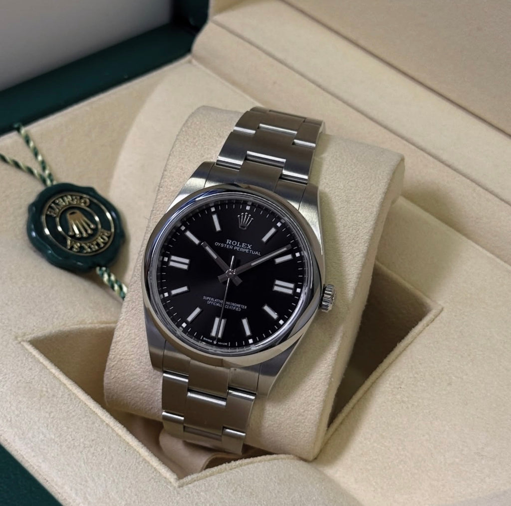 ROLEX OYSTER PERPETUAL BLACK DIAL