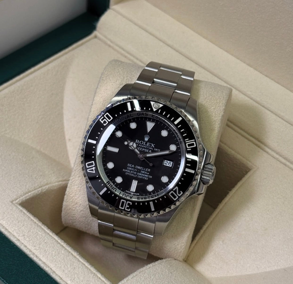 ROLEX SEA-DWELLER BLACK DIAL