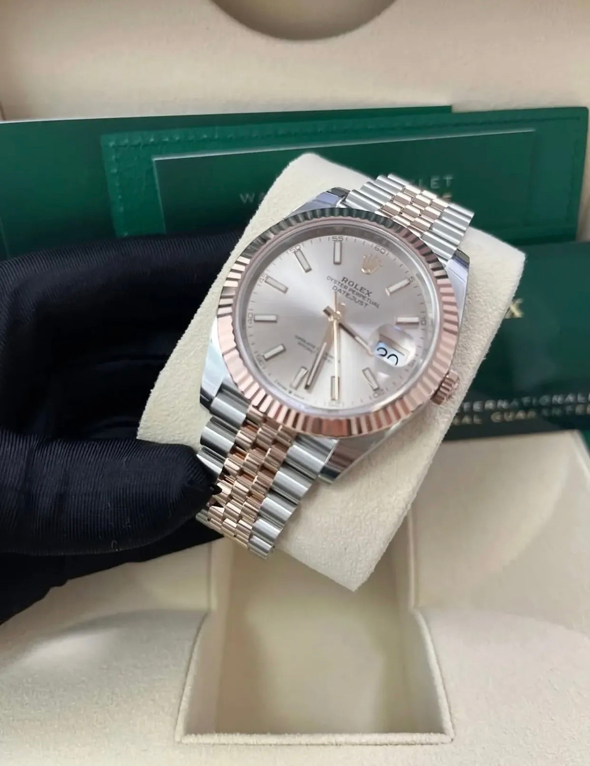 ROLEX DATEJUST JUBILEE STEEL & GOLD SILVER DIAL