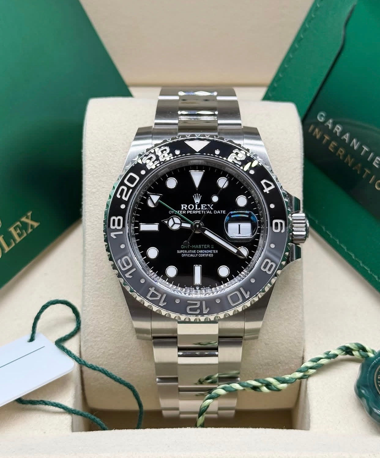 ROLEX GMT-MASTER II OYSTER "BRUCE WAYNE"