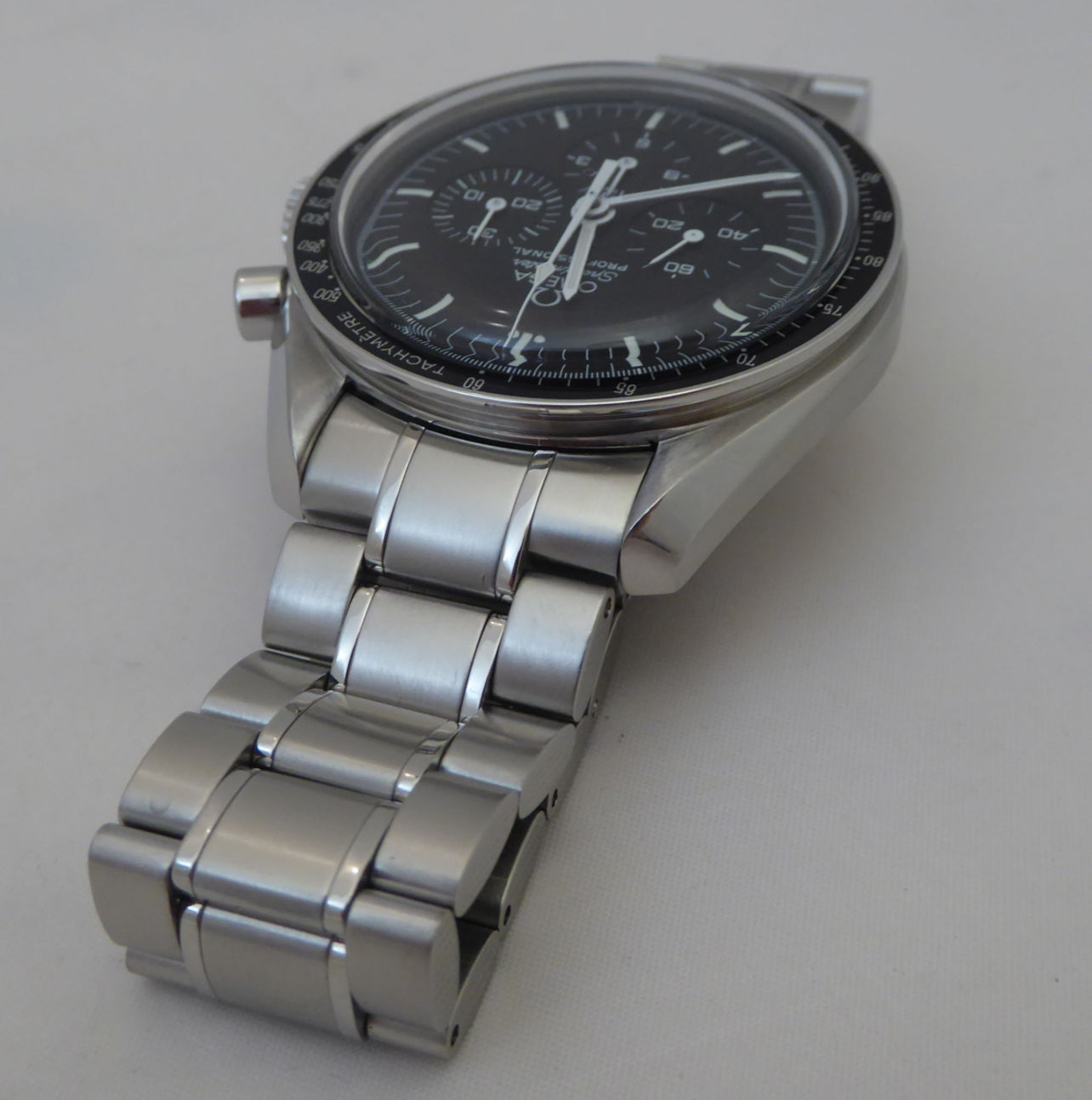 OMEGA SPEEDMASTER PROFESSIONAL MOONWATCH