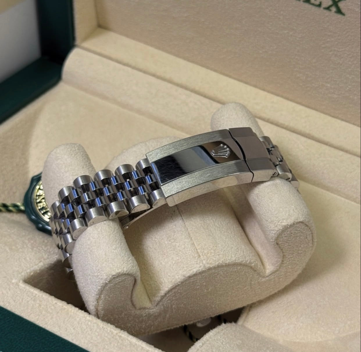 ROLEX DATEJUST JUBILÉE SILVER DIAL